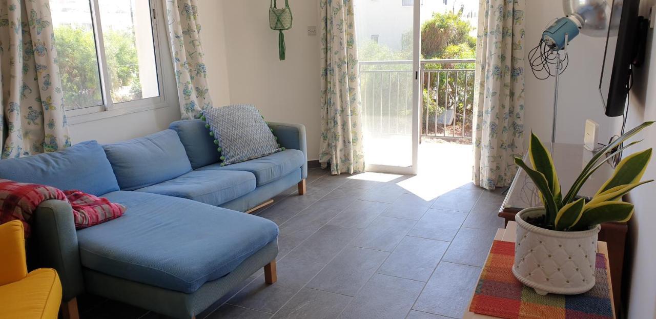 Athena And The Owl Beachside Apt Paphos Buitenkant foto